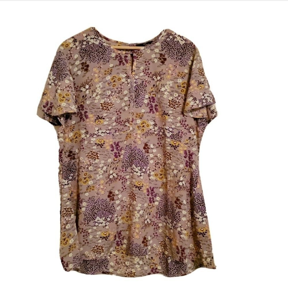 Suzanne Betro Toupe Lilac Floral Top Size …